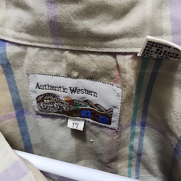 Vintage Authentic Western Wear Pearl Snap Shirt - Picture 2 of 4